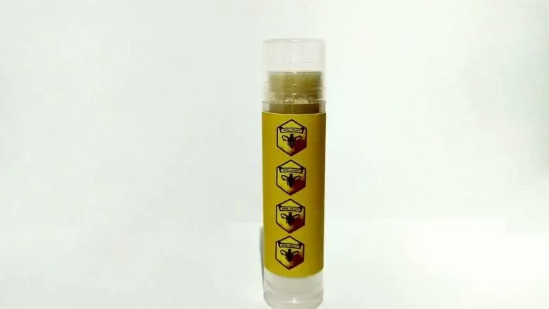 Βόρεια Μέλισσα Lip Balm Χειλιών με Κερί 5ml