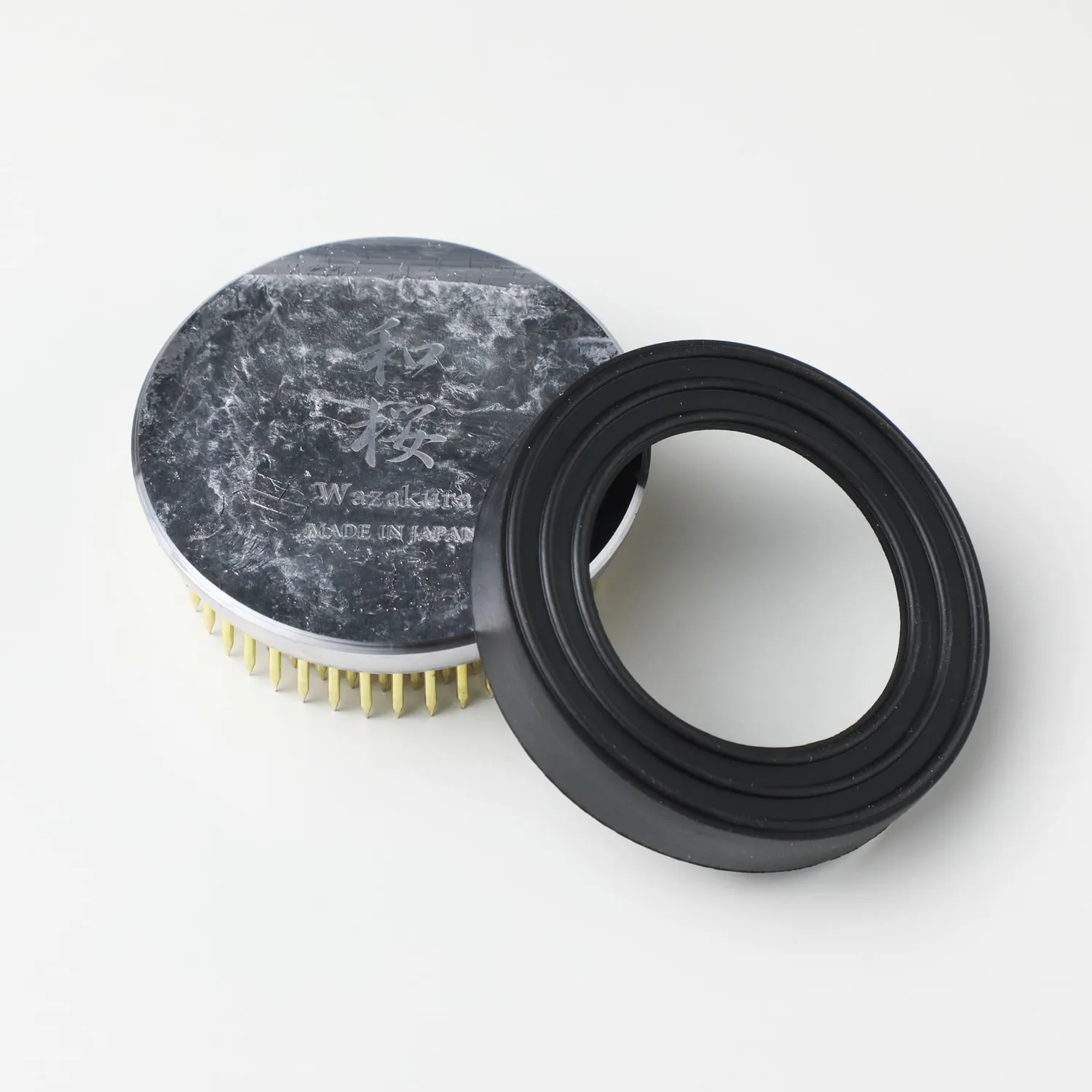 Wazakura σετ ικεμπάνα βάζο μπεζ + kenzan 61mm