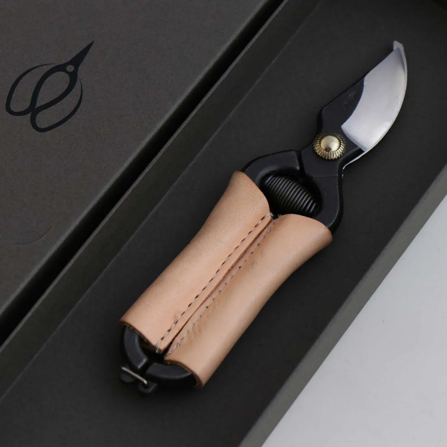 Toyama Hamono T33 κλαδευτήρι mini 140mm δερμάτινο